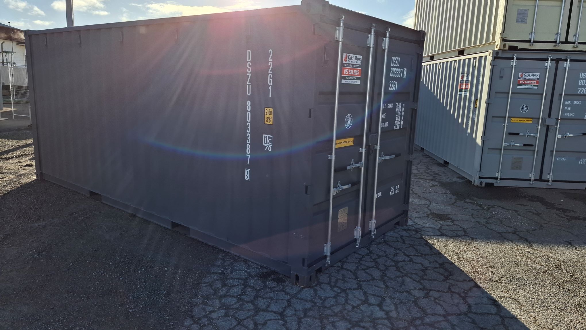 20' STANDARD HEIGHT SHIPPING CONTAINER - Image 5