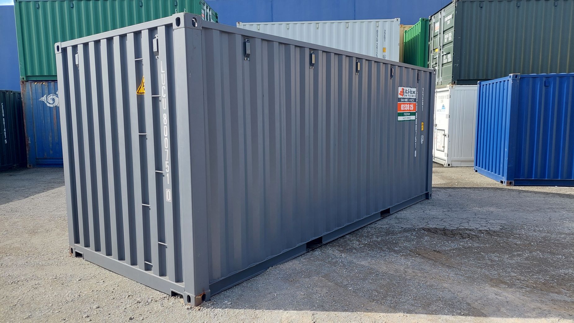 20' Container - Dark Grey - Image 4